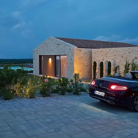 Tramonto Villa Brtonigla